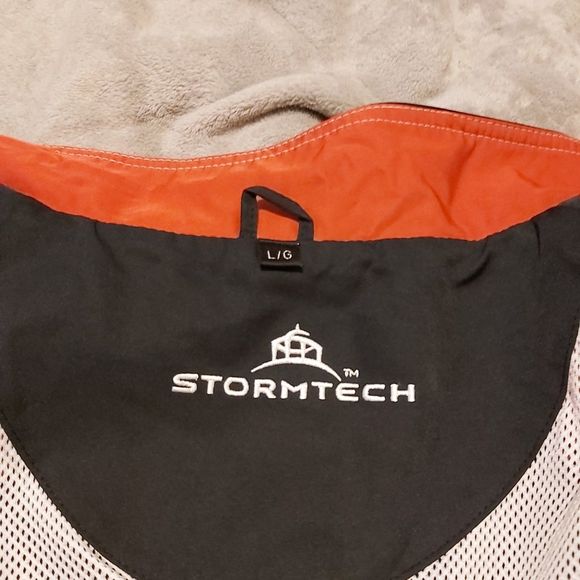 Storm tech Light weight Jacket - Picture 5 of 6
